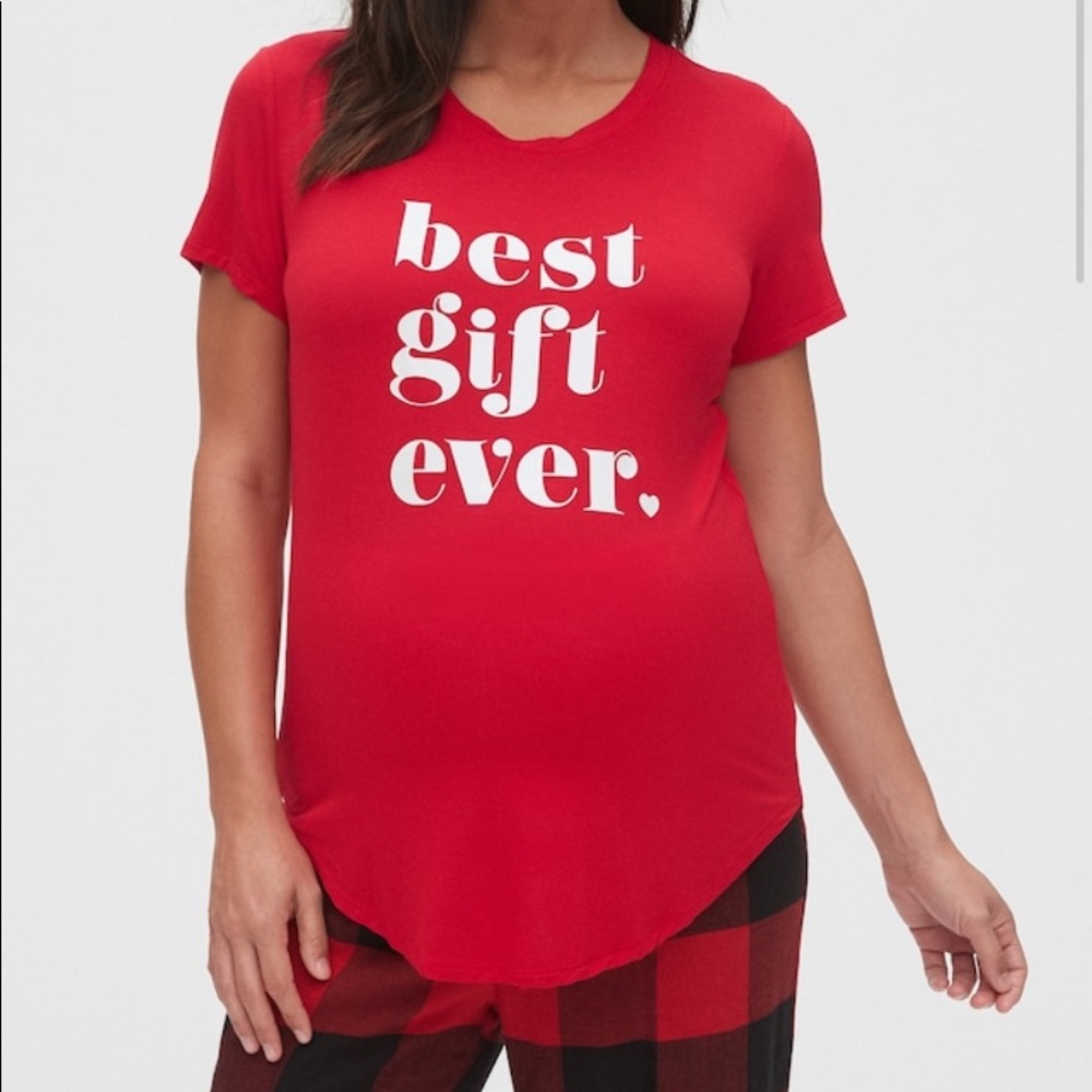 ⭐️Host Pick⭐️ Maternity Graphic Christmas  Shirt